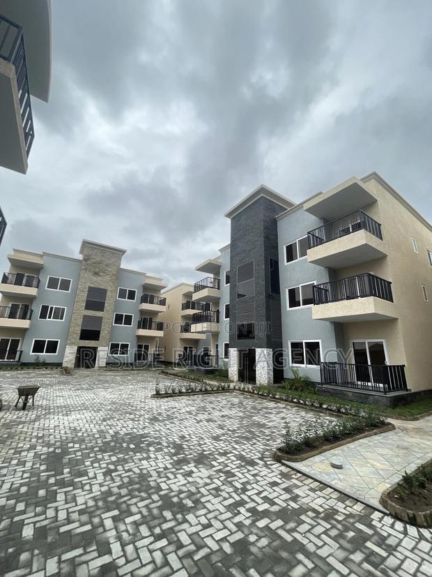 3bdrm Block of Flats in Pokuase for sale · Photo 6