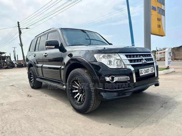 Car Rental- Pajero For Rent 4x4 For Rent · Photo 1