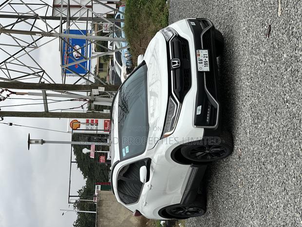 Honda CR-V Touring 2021 White · Photo 6