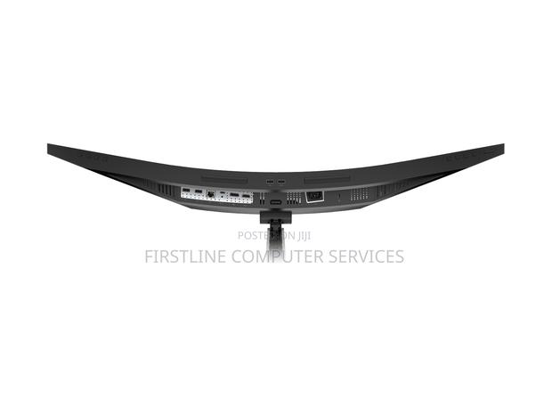 Hp E34m G4 WQHD Curved Usb-C Conferencing Monitor · Photo 2