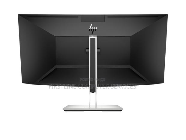 Hp E34m G4 WQHD Curved Usb-C Conferencing Monitor · Photo 4