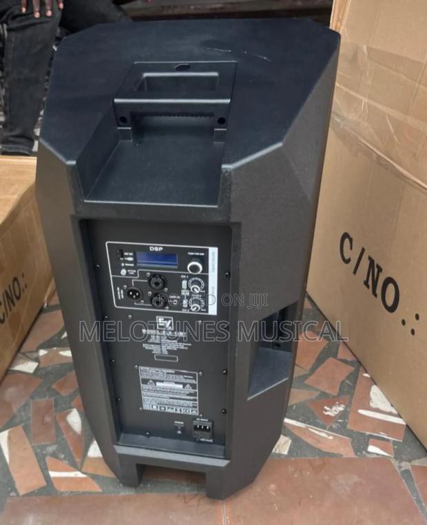 Electro-Voice ZLX-12bt 12" 1000w Bluetooth Powered Speaker. · Photo 2