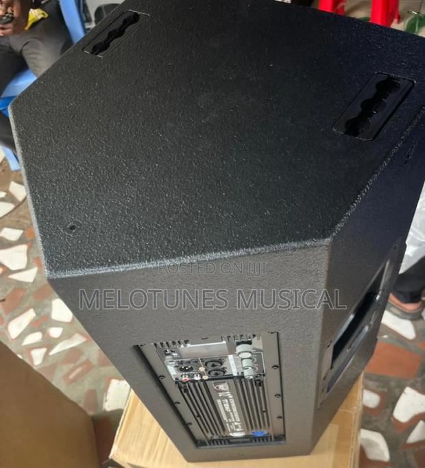 RCF Tt12mp 12inches Active Pair of Stage Monitors · Photo 3
