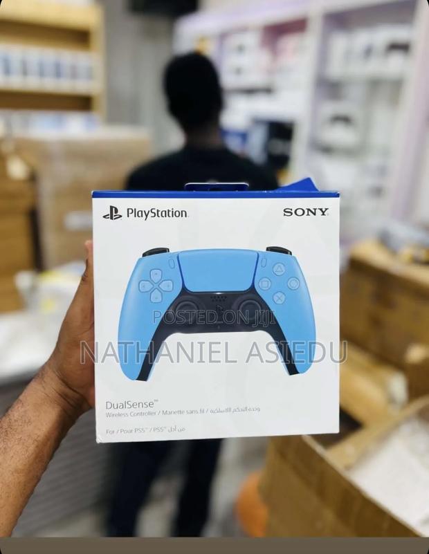 Playstation 5 (Ps5) Dualsense Wireless Controller · Photo 1