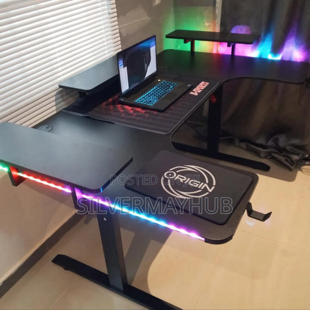 1.6m Pro Gaming | Studio | Office Desk · Photo 4