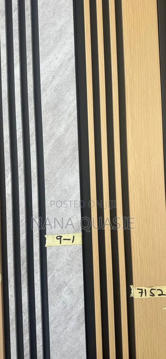 Fluted Panel · Photo 1