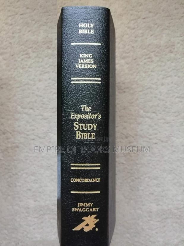 The Expositor's Study Bible · Photo 1