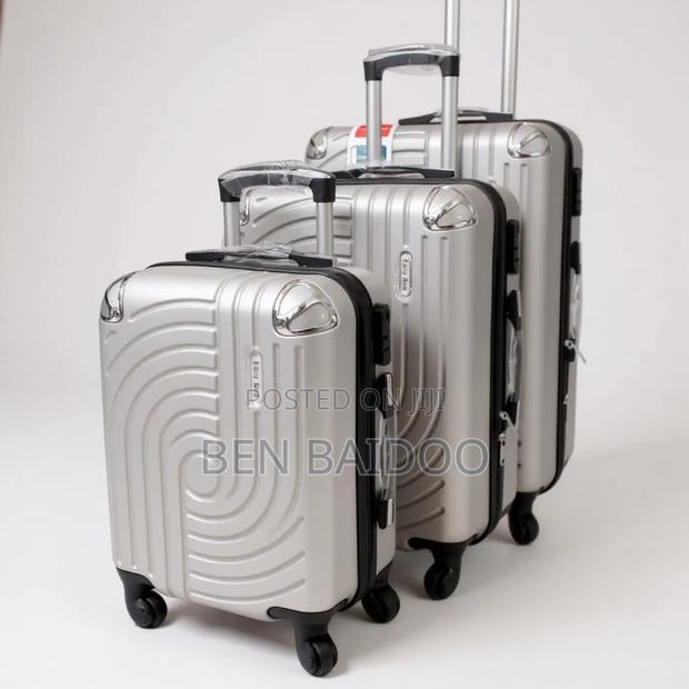 Lightweight Travel Set 3-Piece · Photo 2