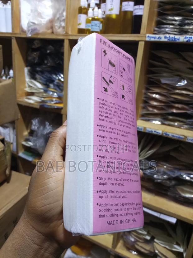 Depilatory Paper for Hair Waxing · Photo 2