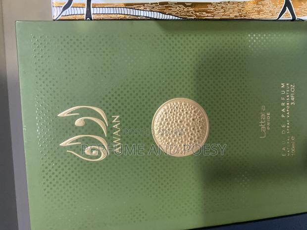 Awaan Perfume · Photo 2