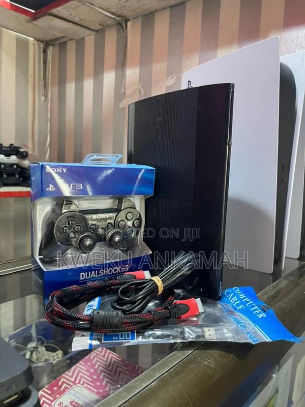 Playstation 3 With Controler for Sale · Photo 1