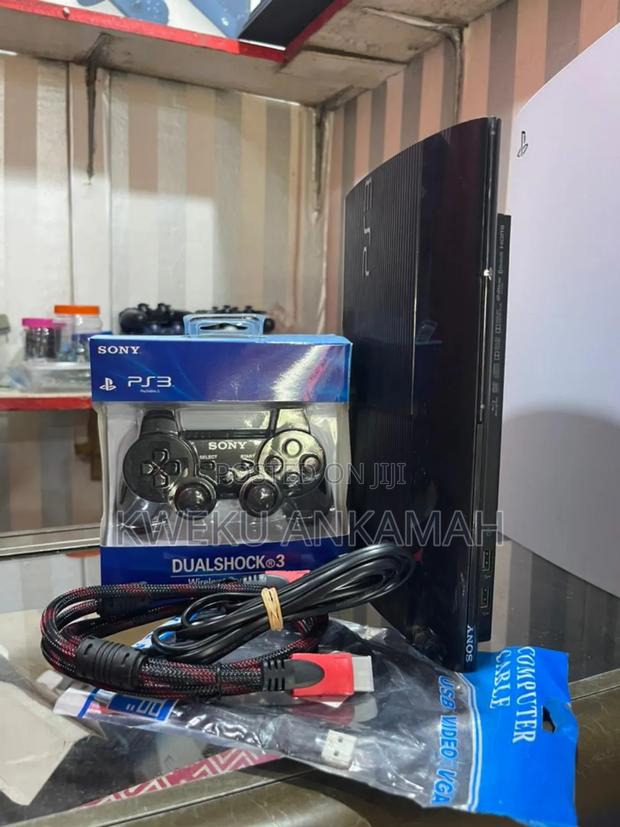 Playstation 3 With Controler for Sale · Photo 2