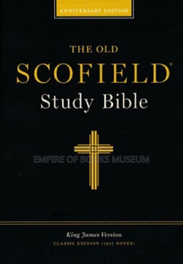KJV Old Scofield Study Bible: Genuine Leather Black · Photo 1