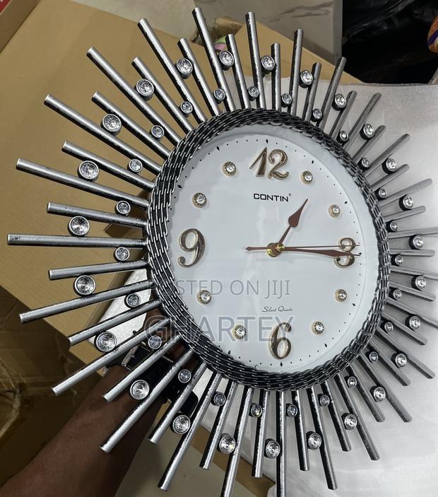 Decorative Giant Silent Clock - Silver · Photo 2