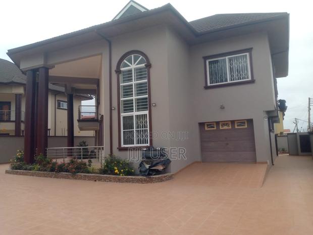 5bdrm House in Ashomang Estate for sale · Photo 1