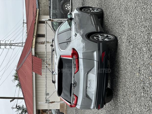 Honda CR-V EX-L AWD 2019 Gray · Photo 6