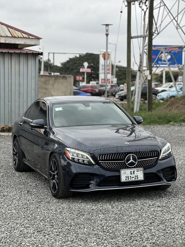 Mercedes-Benz C300 Base C300 AWD 4MATIC Sedan 2019 Blue · Photo 3
