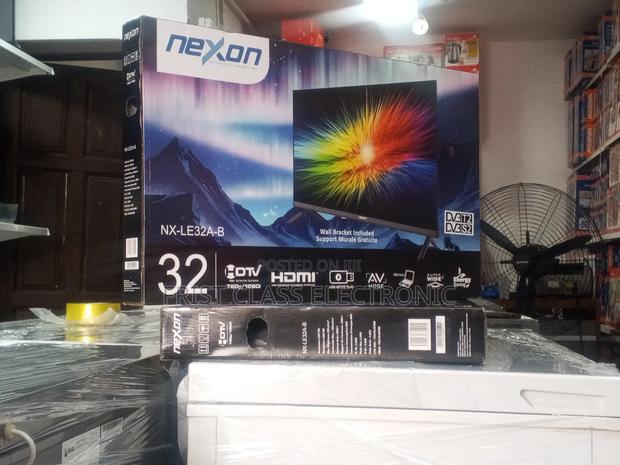 Clear Screen 32 Digital Tv · Photo 2