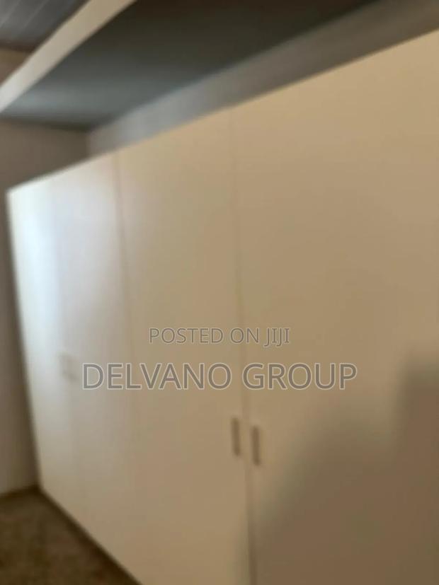 Furnished 4bdrm Townhouse / Terrace in Adenta for rent · Photo 4