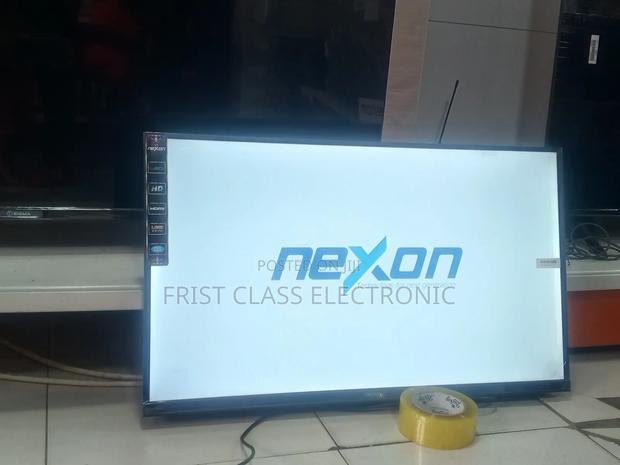 Portable 32 Inches Led Television · Photo 2