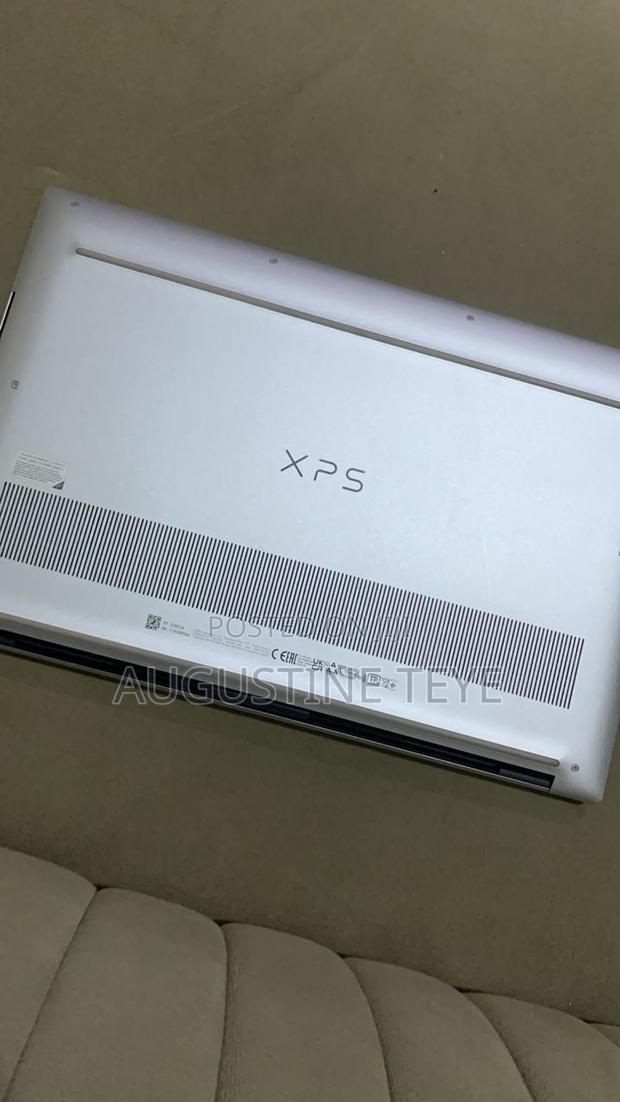 Laptop Dell XPS 15 9530 16GB Intel Core i7 SSD 512GB · Photo 3