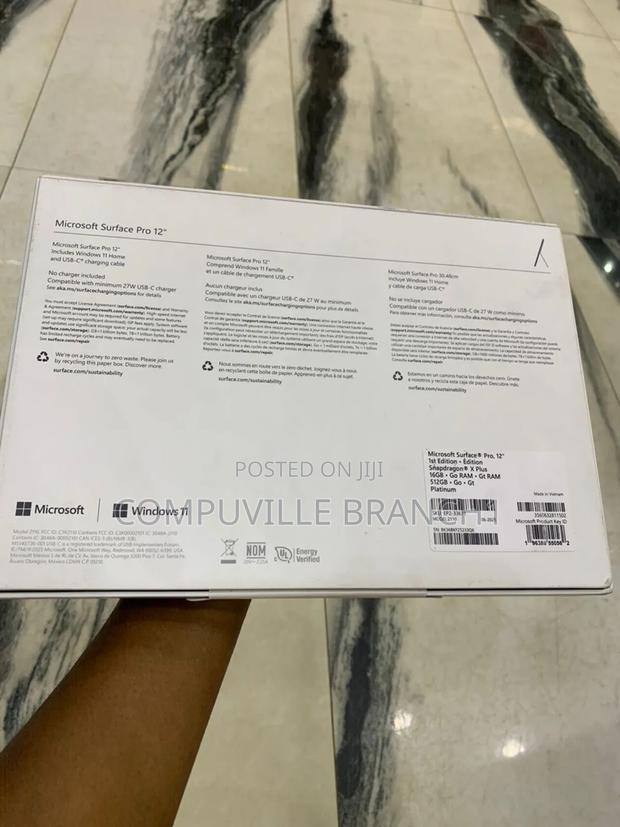 New Microsoft Surface Pro 16GB Qualcomm Snapdragon X Plus SSD 512GB · Photo 3