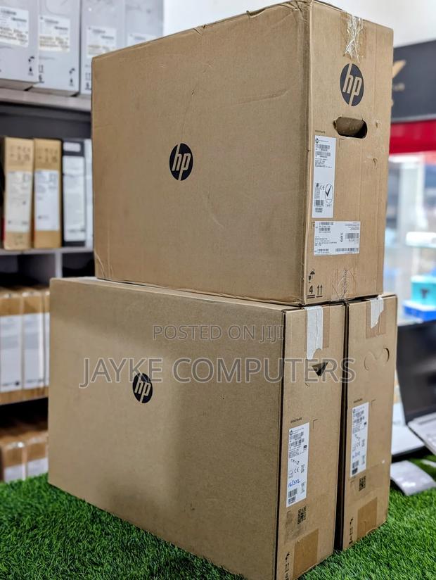 New Desktop Computer HP AiO 24 16GB Intel Core Ultra 5 SSD 512GB · Photo 3