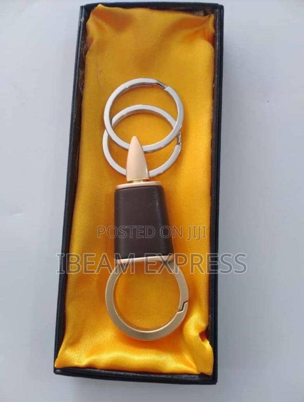 Metal and Wooden Key Holders · Photo 3
