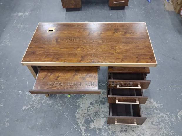 High Quality Foreign Desk Table for Office · Photo 1