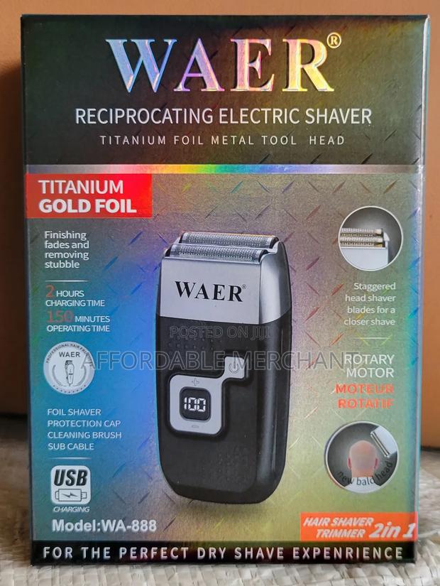 Professional Rechargeable Electric Shaver · Photo 1