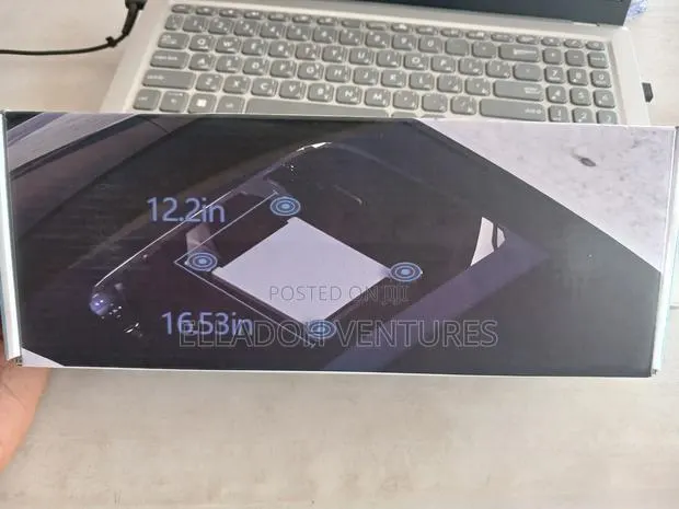Starlink Mini Car Mount (Suction Cup) · Photo 1