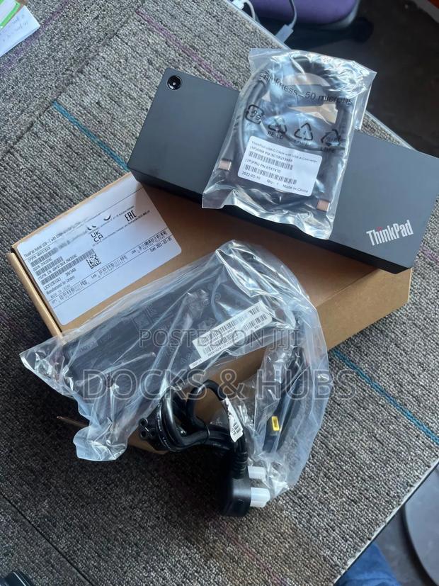 Lenovo Thinkpad Dock - 40an0135 · Photo 1