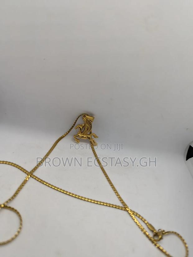 Pegasus Necklace · Photo 2