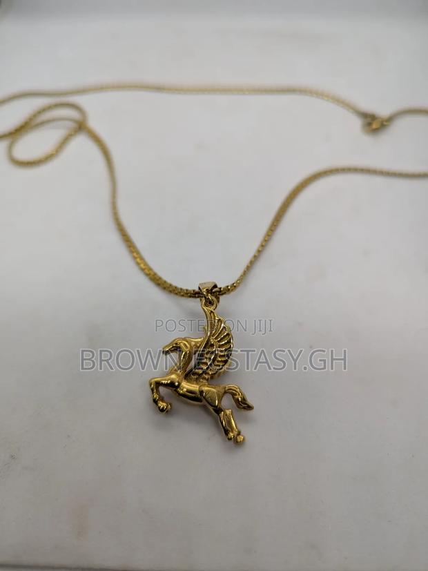 Pegasus Necklace · Photo 1