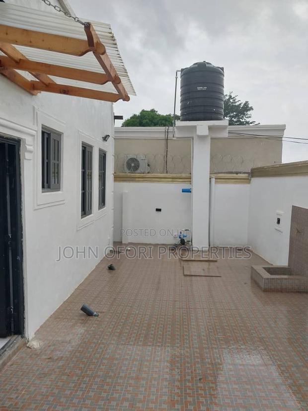 1bdrm Apartment in Ayeduase K 5, Kumasi Metropolitan for rent · Photo 1