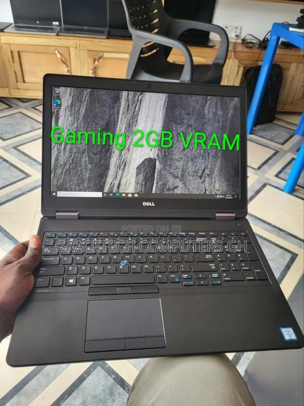 Laptop Dell Latitude 15 E5570 8GB Intel Core I7 SSD 256GB · Photo 1
