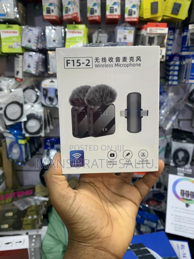 F15 Wireless Microphone · Photo 1