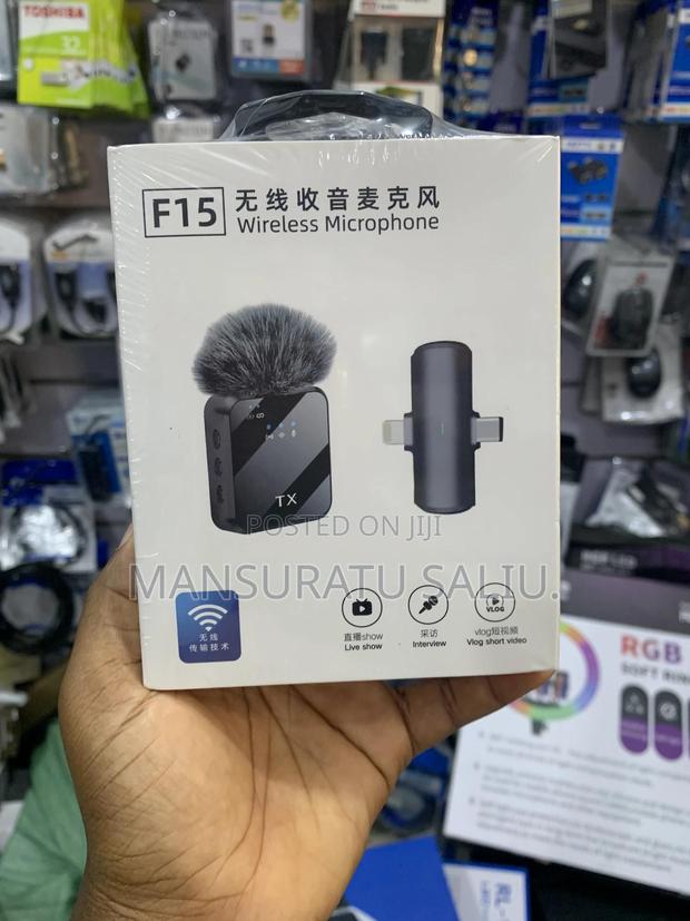 F15 Wireless Microphone · Photo 2
