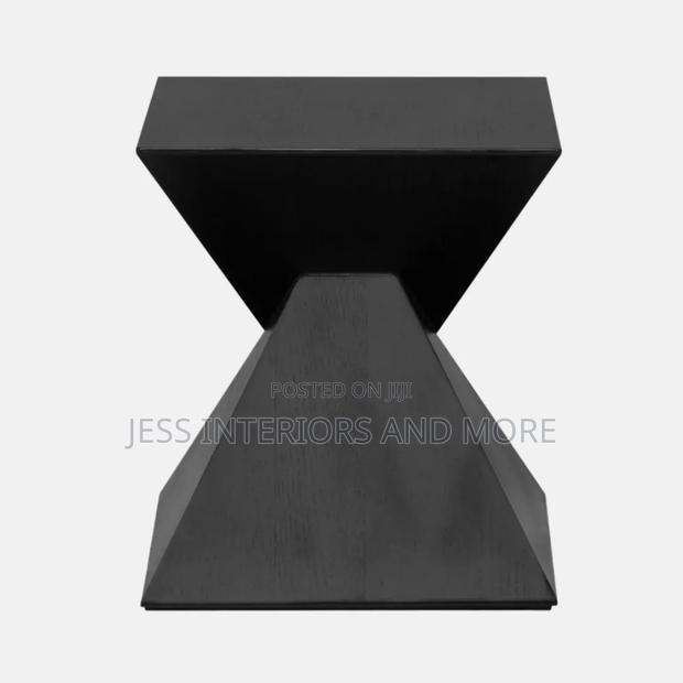 Side Table (Giza) · Photo 2