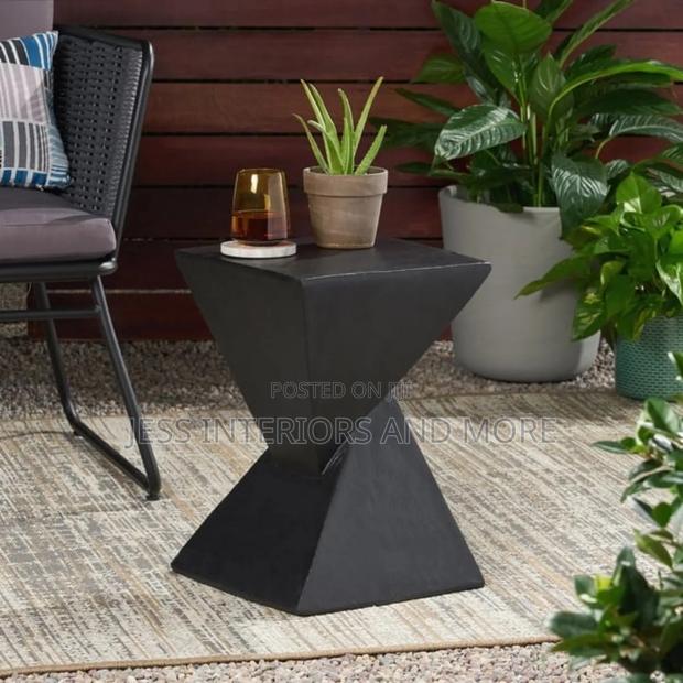 Side Table (Giza) · Photo 3