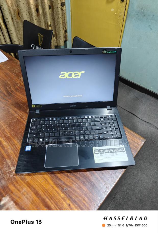 Laptop Acer Aspire E5-576 6GB Intel Core I3 SSD 256GB · Photo 3