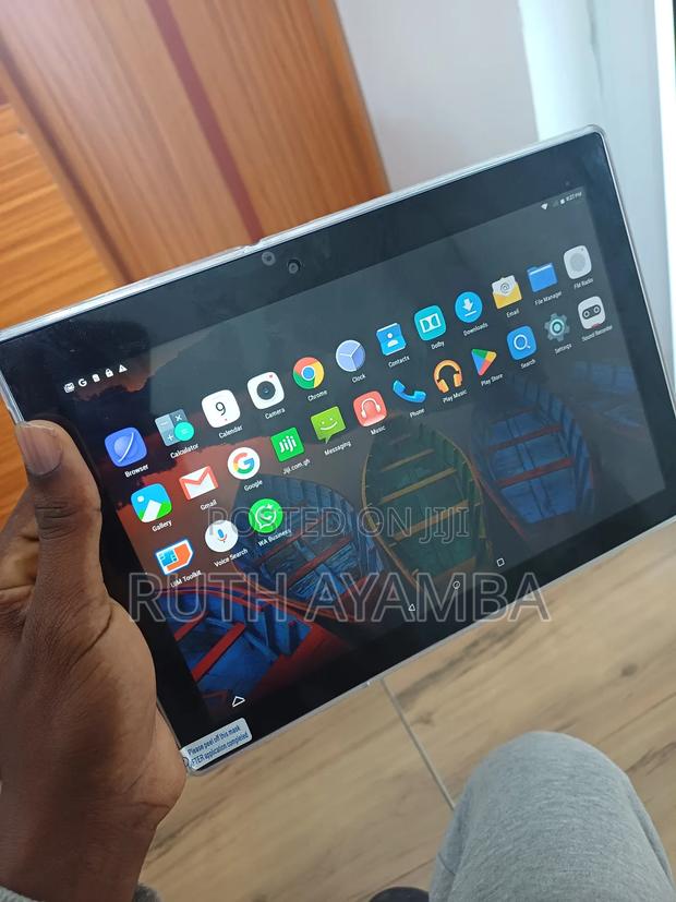 Lenovo Tab TB311FU 64 GB Silver · Photo 1