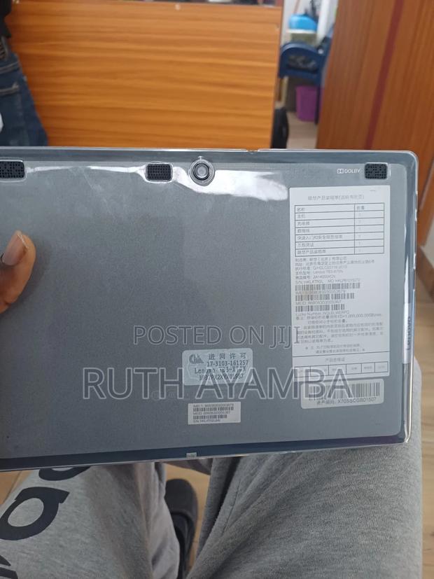 Lenovo Tab TB311FU 64 GB Silver · Photo 2