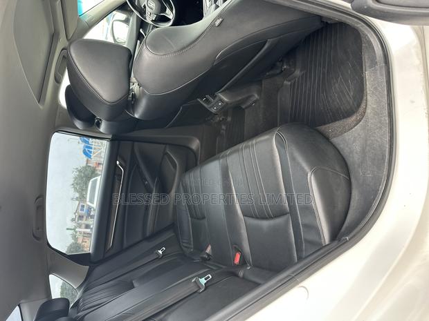 Honda Accord EX-L (1.5L 4cyl Turbo CVT) 2019 White · Photo 7