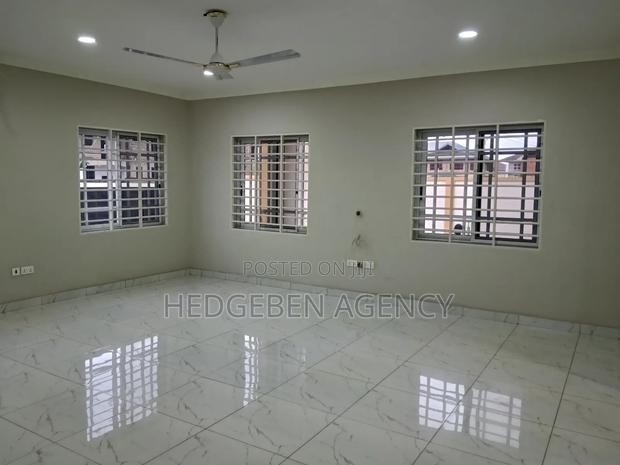 4bdrm House in Adenta for rent · Photo 5