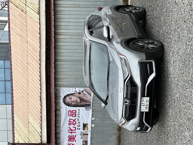 Honda CR-V EX-L AWD 2020 Gray · Photo 3