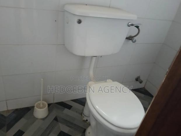 A Spacious Office Space to Let/ for Rent · Photo 5