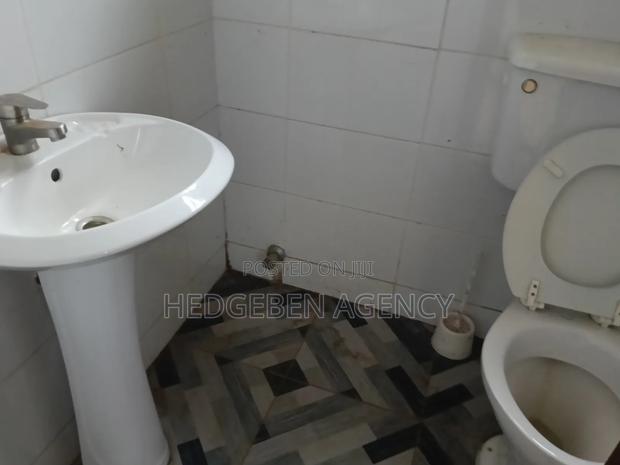 A Spacious Office Space to Let/ for Rent · Photo 6