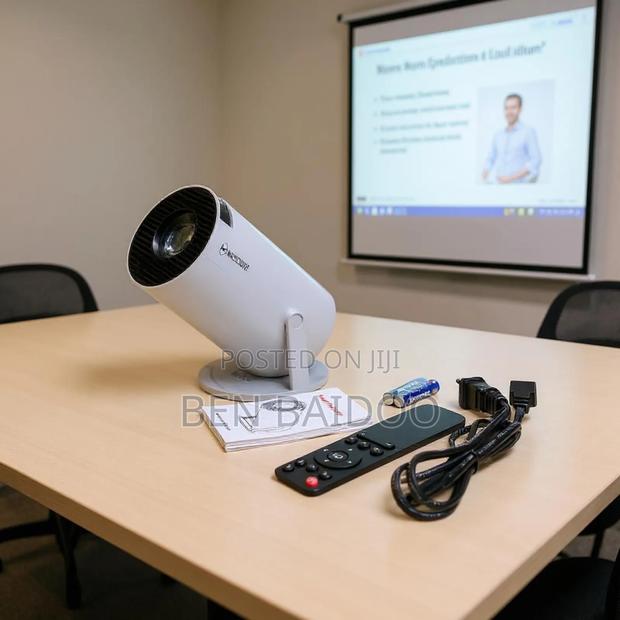Hd Smart Projector (Crystal Clear Image) · Photo 1