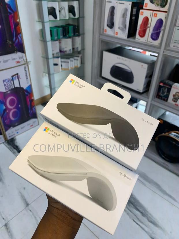 Microsoft Surface Arc Mouse · Photo 1
